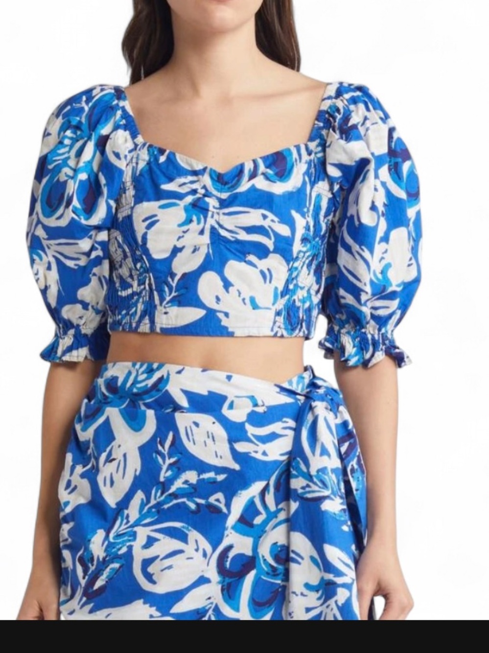 Cleobella Women’s Royal Blue & White Rayna Floral Print Puff Sleeves Top.  M